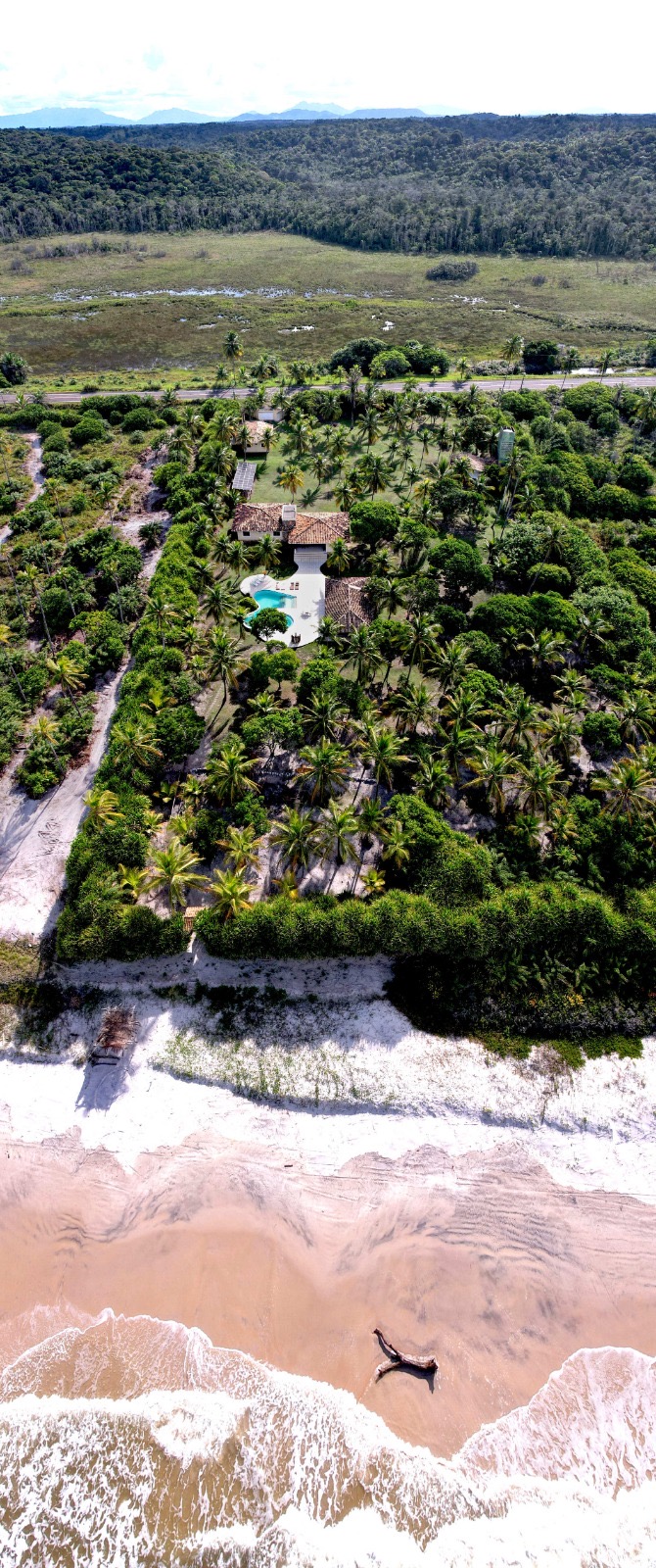 Fotografia 3 de Propriedade de alto padrão com acesso à praia no Acuípe, Ilhéus