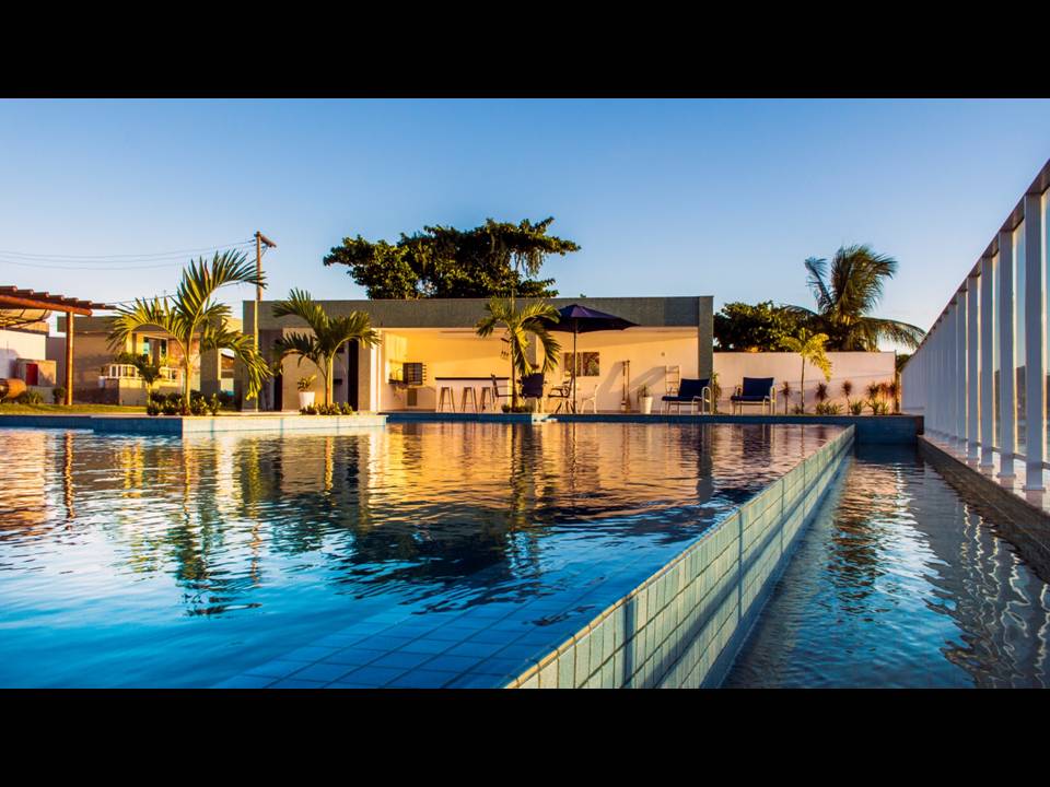 Reserva Sapetinga em Ilhéus — Piscina com borda infinita