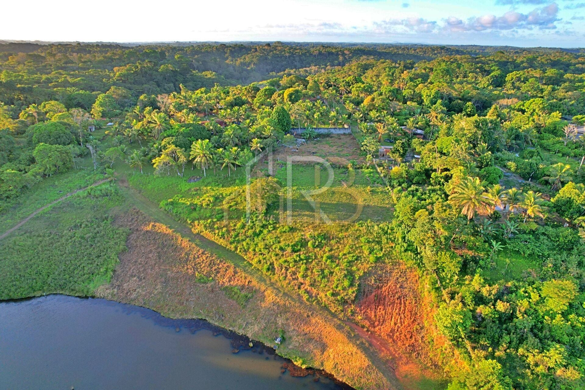 Fotografia 5 de Sítio a venda na Região do Coutos, murado e com casa pronta para morar