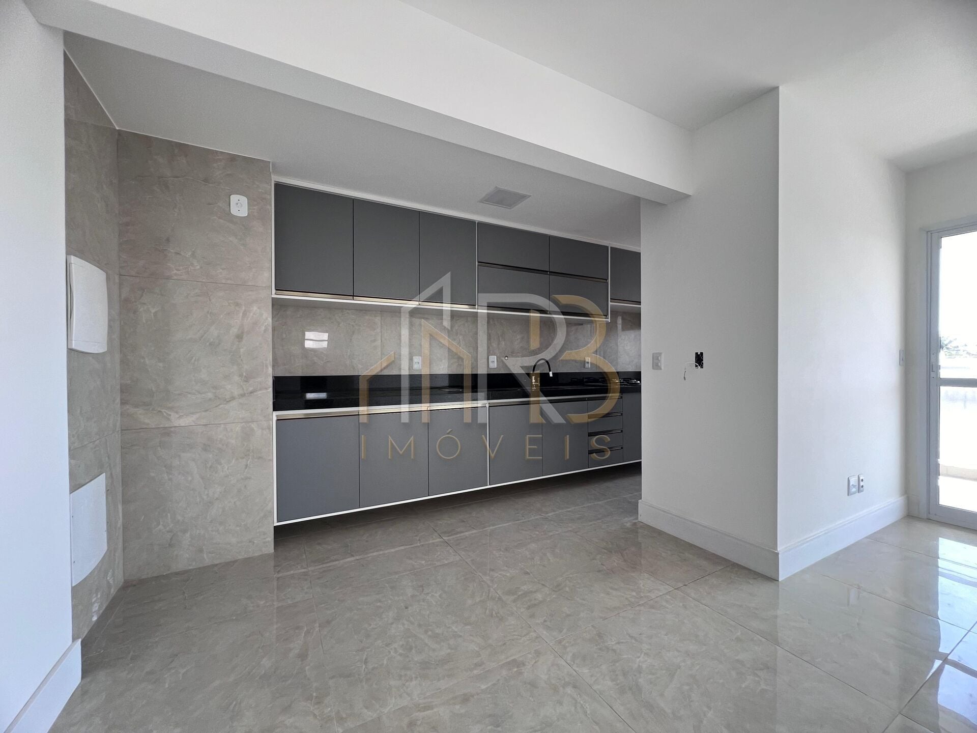 Fotografia 4 de Palazzo di Torino - Apartamento 2/4 sendo uma suíte em excelente localização na Praia do Sul